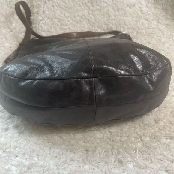 Hobo the  soft leather black large shoulder bag brown adjustable shoulder strap - Picture 6 of 12